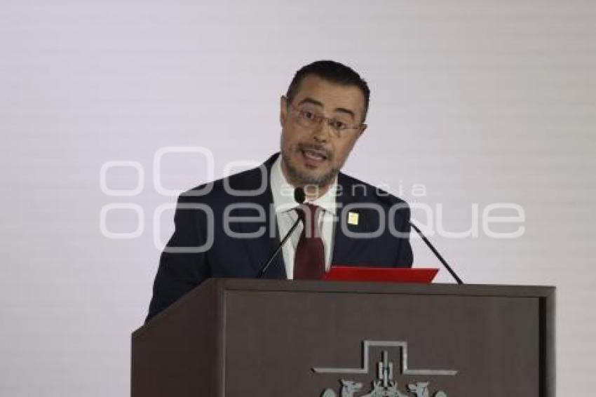 IBERO . INFORME RECTOR