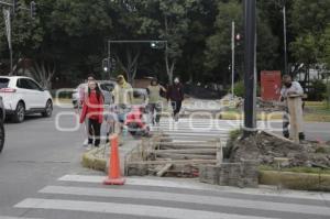 PASO PEATONAL . CENHCH