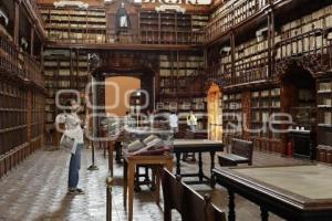 BIBLIOTECA PALAFOXIANA . ANIVERSARIO