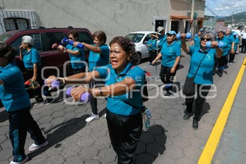 TLAXCALA . DESFILE DÍA DEL ABUELO