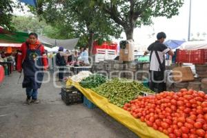 TLAXCALA . MERCADO SABATINO