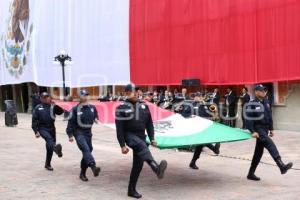 TLAXCALA . IZAMIENTO BANDERA