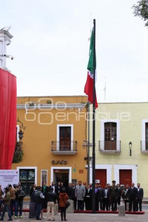 TLAXCALA . IZAMIENTO BANDERA