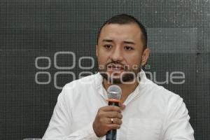 PAVEL TOBÓN