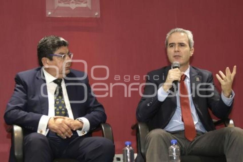UPAEP . EMILIO BAÑOS