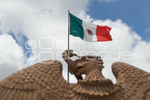 TLAXCALA . BANDERA DE MÉXICO