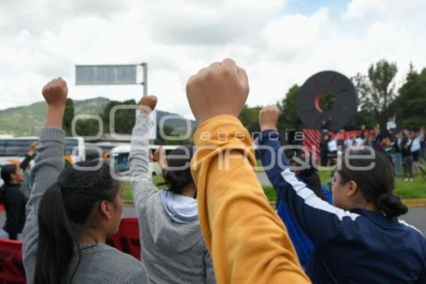TLAXCALA . MARCHA NORMALISTAS