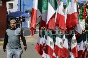 ADORNOS PATRIOS