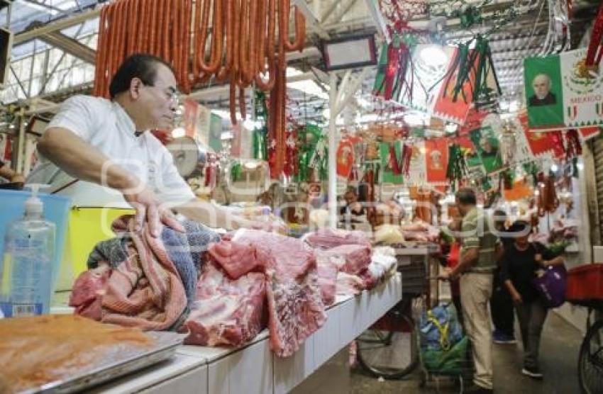 FIESTAS PATRIAS . MERCADO