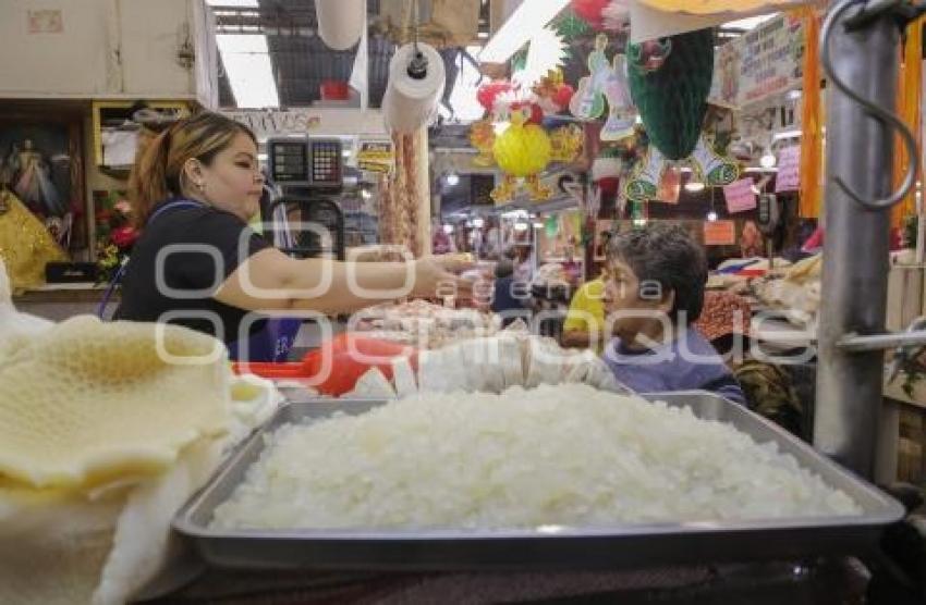FIESTAS PATRIAS . MERCADO