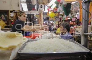 FIESTAS PATRIAS . MERCADO
