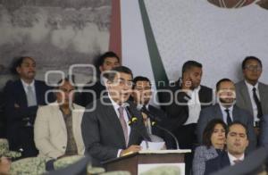 GOBIERNO . CEREMONIA NIÑOS HÉROES