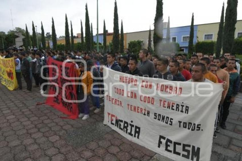 TLAXCALA . MANIFESTACIÓN NORMALISTAS