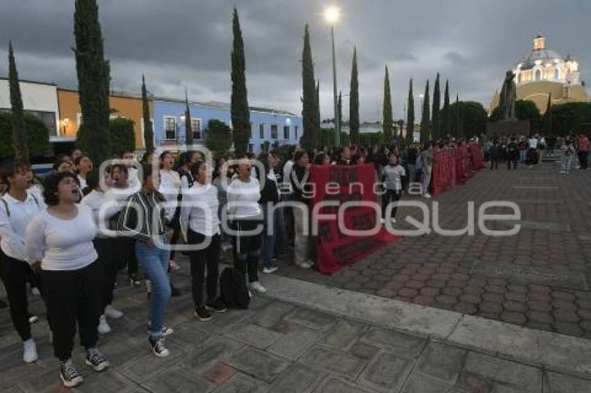 TLAXCALA . MANIFESTACIÓN NORMALISTAS