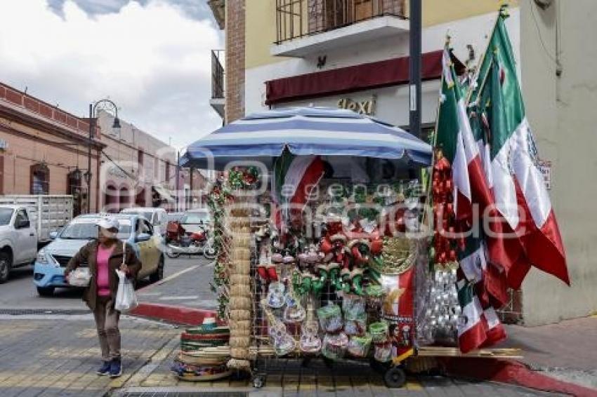ADORNOS PATRIOS