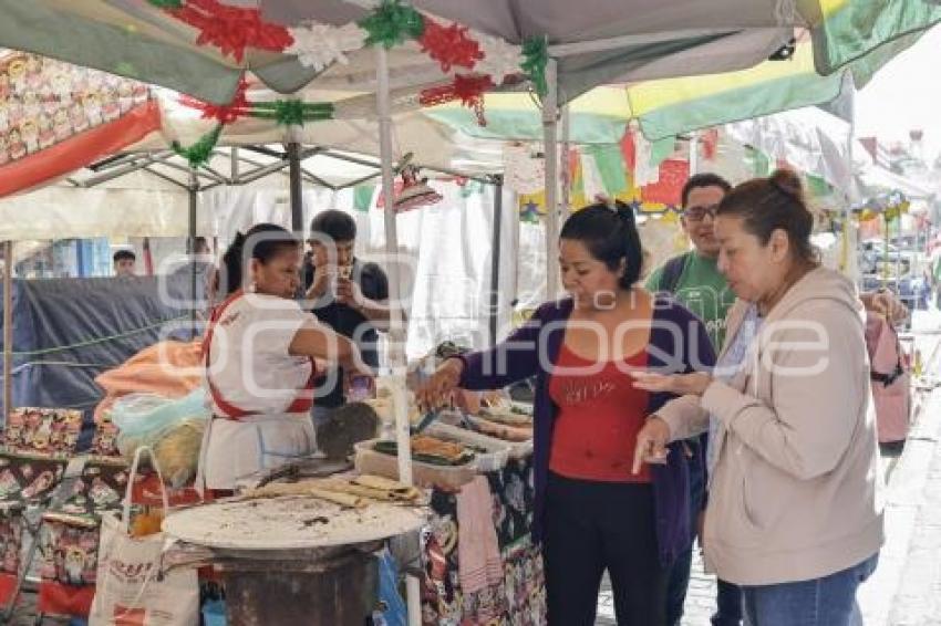FIESTAS PATRIAS . AMBULANTES