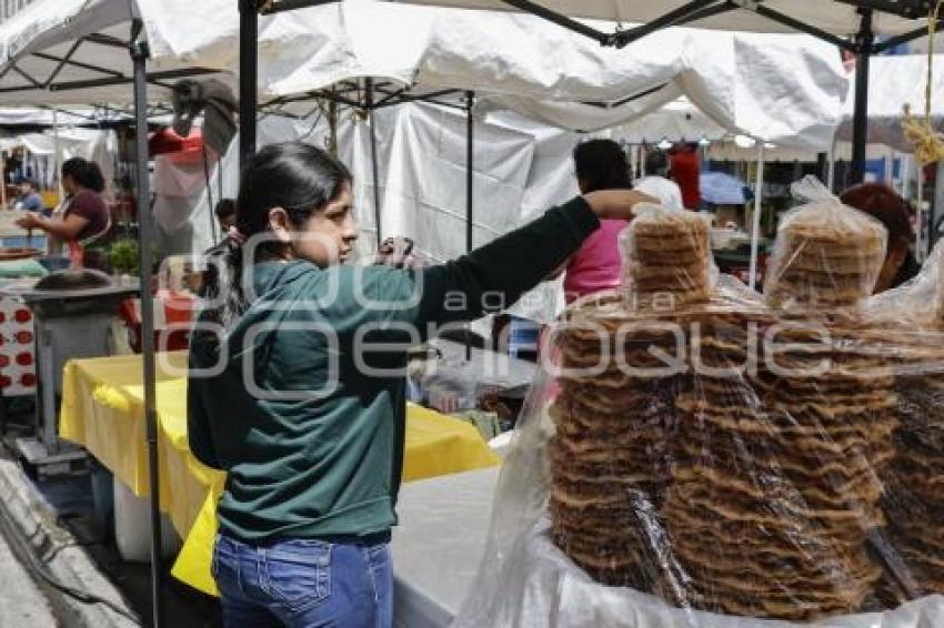FIESTAS PATRIAS . AMBULANTES