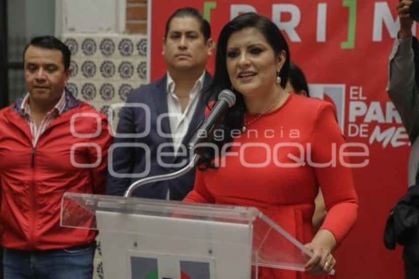 PRI . DELFINA POZOS