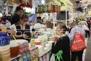 FIESTAS PATRIAS . MERCADO