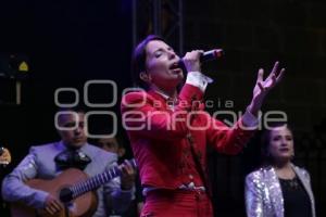 FIESTAS PATRIAS . MAJO AGUILAR