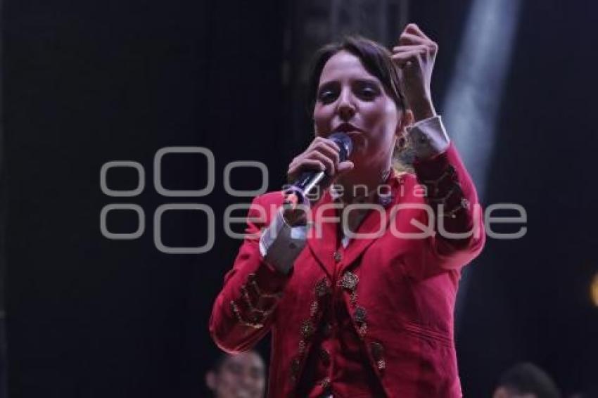 FIESTAS PATRIAS . MAJO AGUILAR