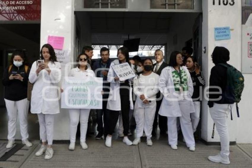 UPAEP . MANIFESTACIÓN MEDICINA