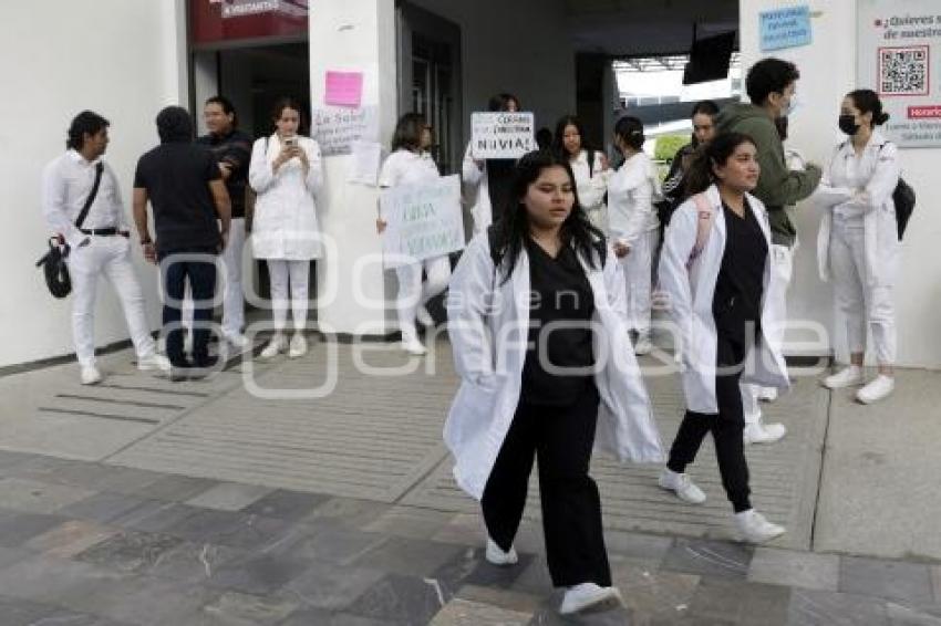 UPAEP . MANIFESTACIÓN MEDICINA