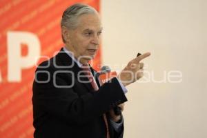 LUIS ERNESTO DERBEZ