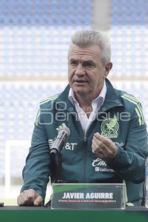 FÚTBOL . JAVIER AGUIRRE
