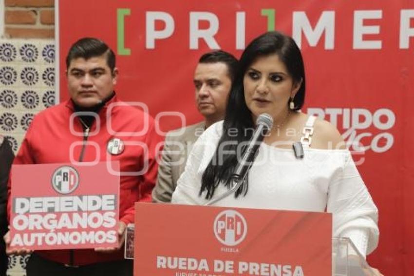 PRI . DELFINA POZOS