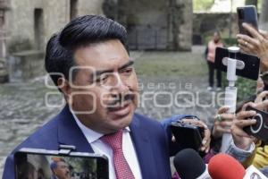 JAVIER AQUINO