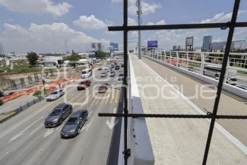 VIADUCTO ELEVADO . CICLOVÍA ATLIXCÁYOTL