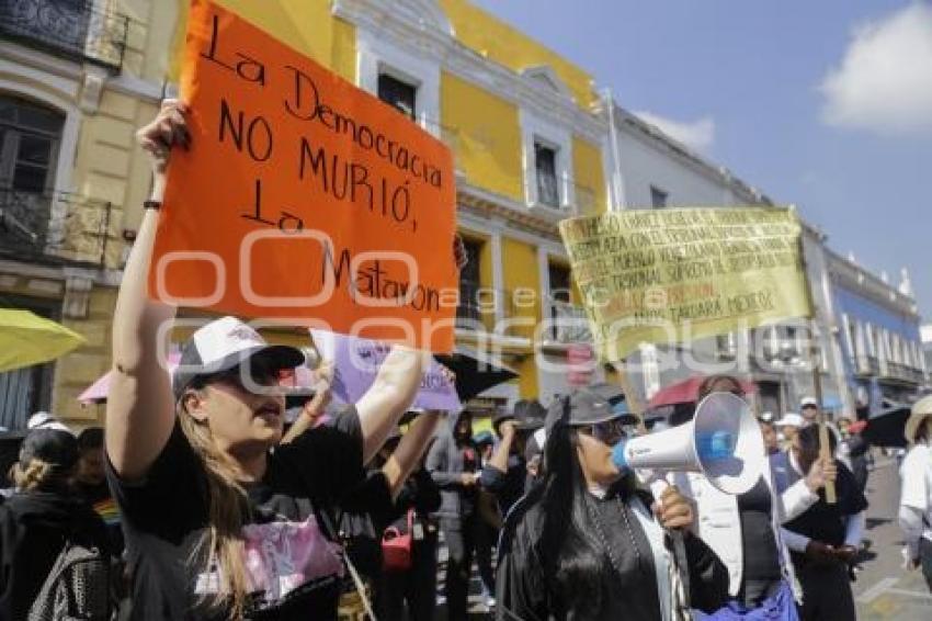 MANIFESTACIÓN . PODER JUDICIAL