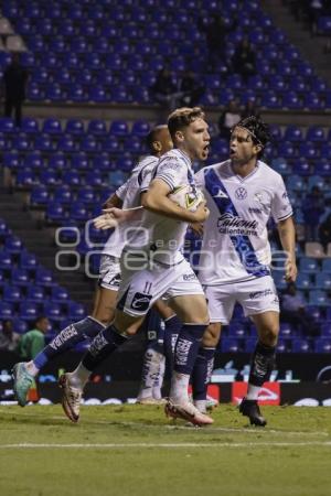 FÚTBOL . CLUB PUEBLA VS PACHUCA