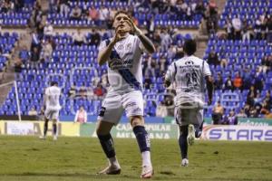 FÚTBOL . CLUB PUEBLA VS PACHUCA