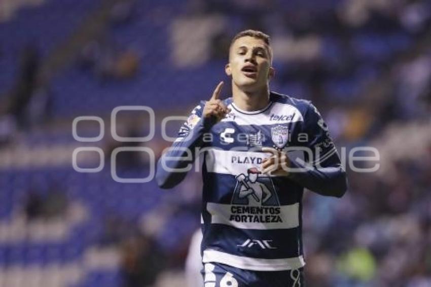FÚTBOL . CLUB PUEBLA VS PACHUCA