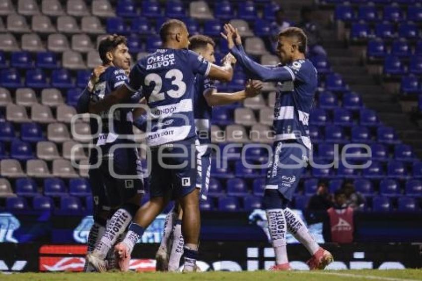 FÚTBOL . CLUB PUEBLA VS PACHUCA