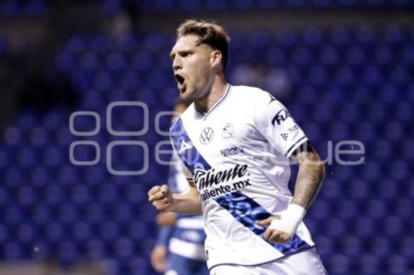 FÚTBOL . CLUB PUEBLA VS PACHUCA