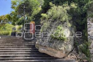 CERRO DE SAN MIGUEL . DESPRENDIMIENTO