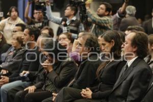 HOMENAJE PÓSTUMO . ELISA ÁVALOS