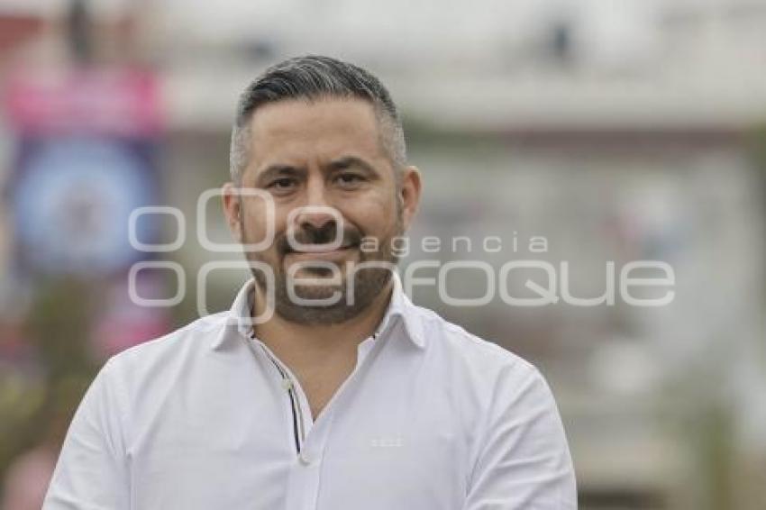 ADÁN DOMÍNGUEZ