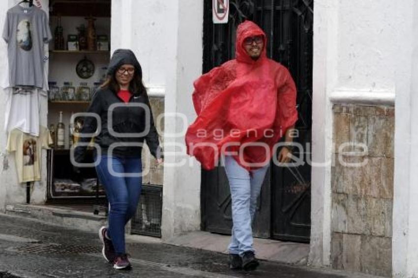 CLIMA . LLUVIA