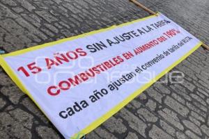 CASA AGUAYO . CONCESIONARIOS