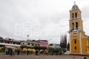 ACATLÁN . CAMPANA MAYOR