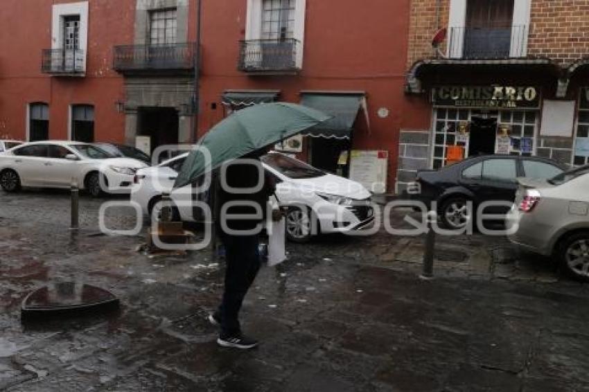 CLIMA . LLUVIA