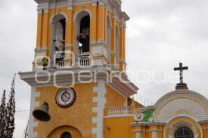 ACATLÁN . CAMPANA MAYOR
