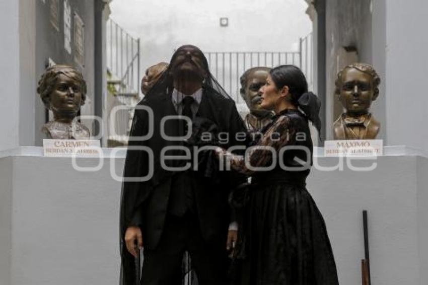 MUSEOS . UNA FAMILIA DE VALIENTES