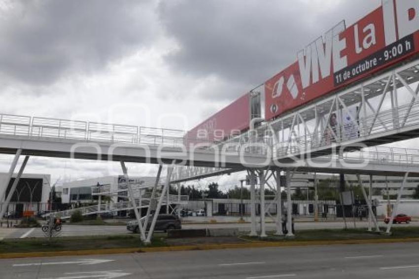 VIADUCTO ELEVADO . CICLOVÍA ATLIXCÁYOTL