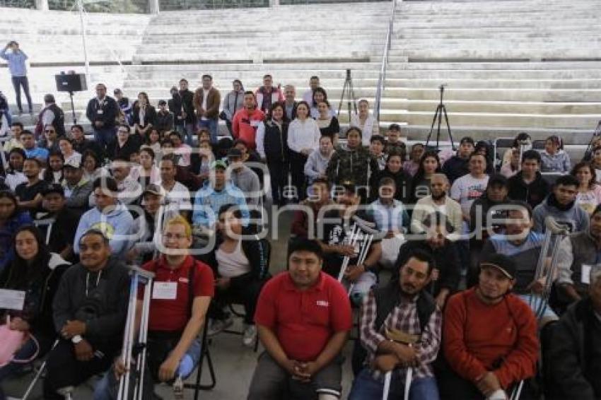 SEDIF . ENTREGA DE PRÓTESIS