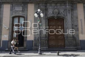 BANCOS . DÍA DE ASUETO